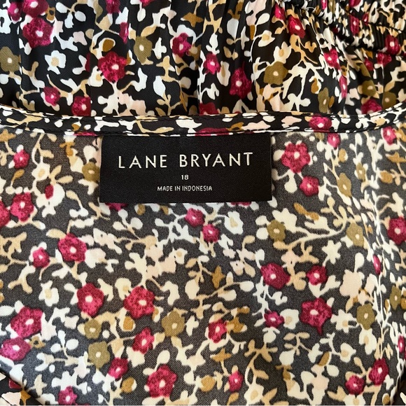 Lane Bryant Black with Ditsy Floral Print V-neck Flutter Sleeve Dress 18 - Picture 9 of 11